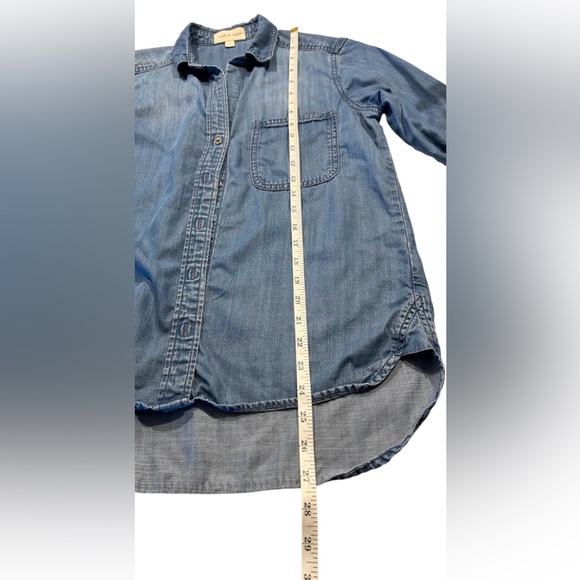 Attractive Anthropologie’s Cloth & Stone Faded chambray shirt - Picture 8 of 8